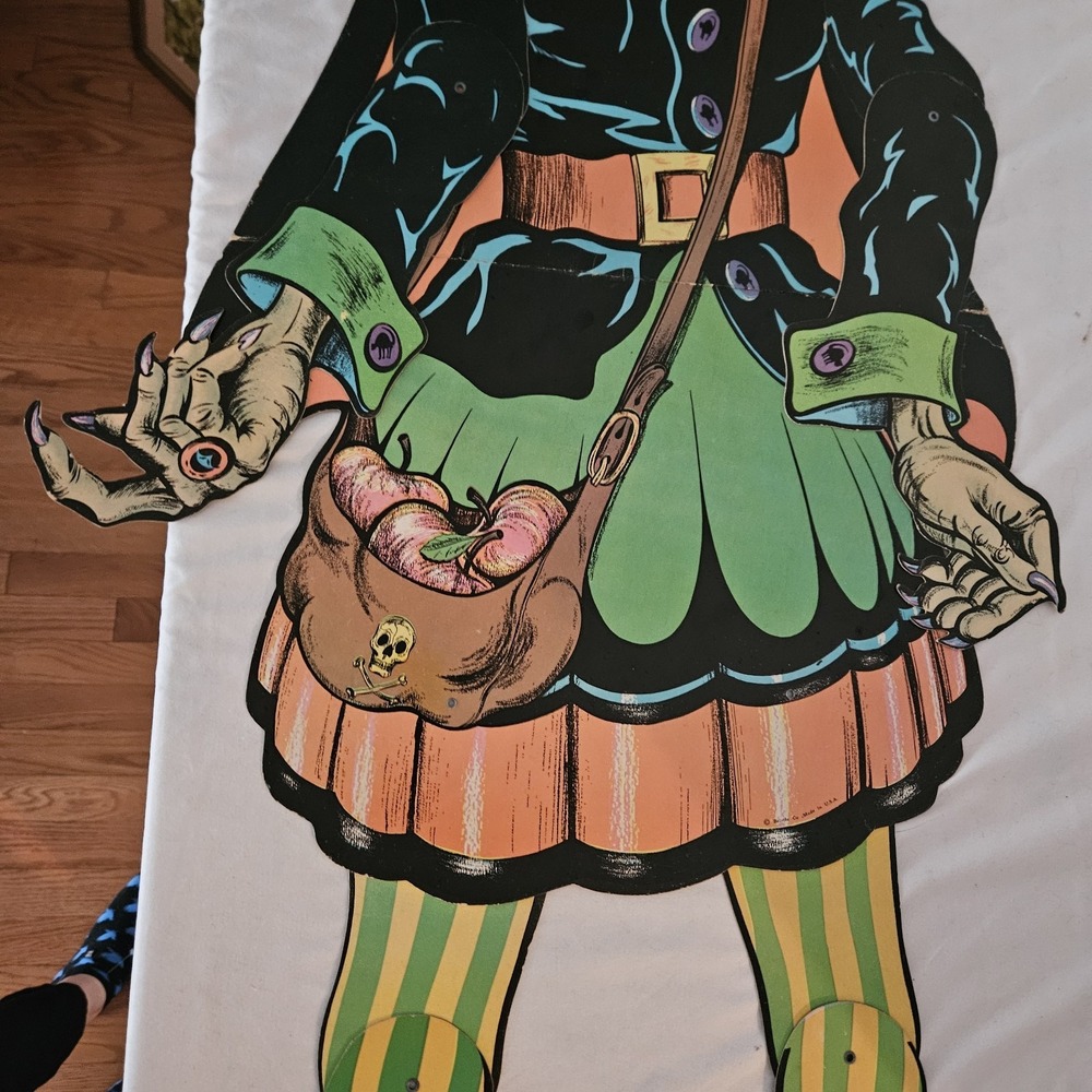 Vintage Original Die Cut 58" Jointed Halloween Witch by Beistle Ripped Hat Skull - Picture 3 of 16